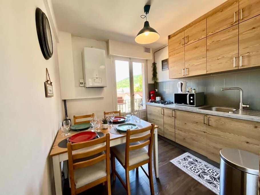 Epicea, Bel Appartement Avec Balcon Au Centre Ville Gérardmer Kültér fotó