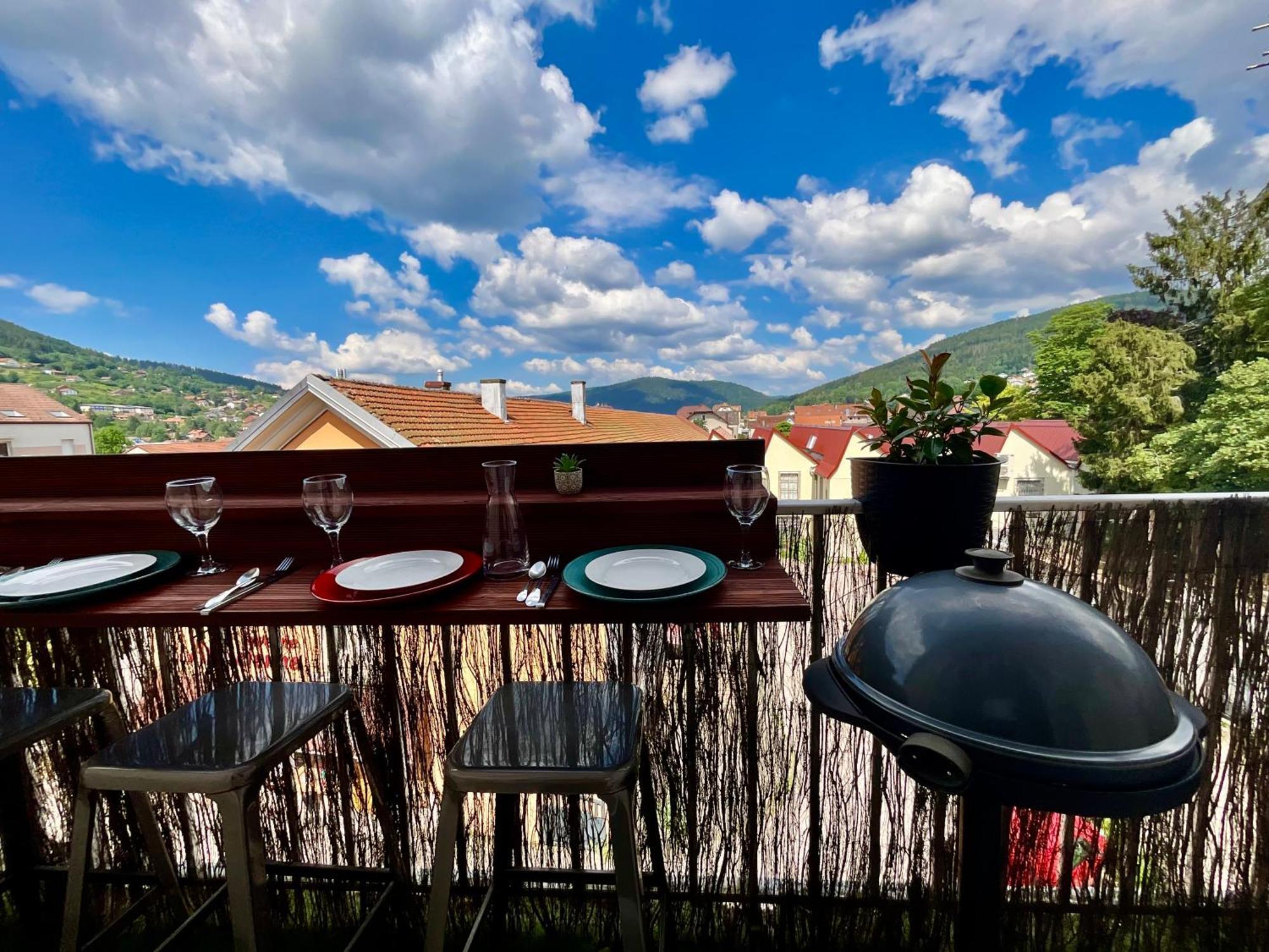 Epicea, Bel Appartement Avec Balcon Au Centre Ville Gérardmer Kültér fotó
